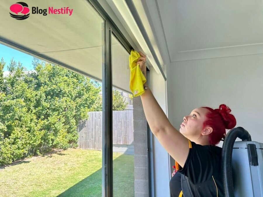 best way to clean windows